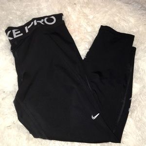 Nike woman’s leggings
